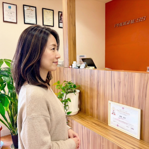 リラックスする女性